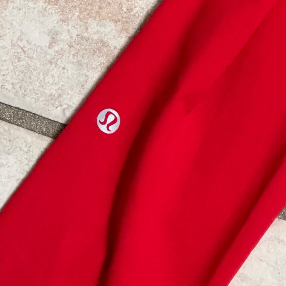 New Lululemon Swift Speed 28” - Picture 7 of 10